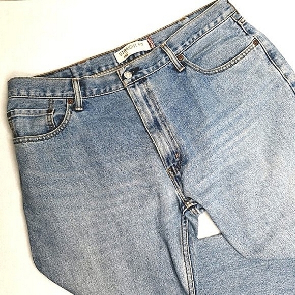 Levi's 505 38 x 32 Red Tag Vtg Straight Men's Light Wash Blue Spacious Jeans - Picture 2 of 13